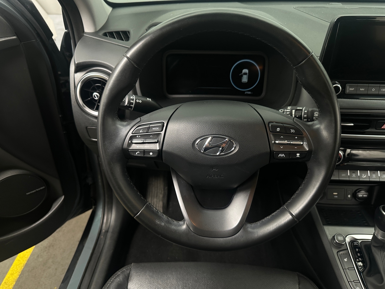 Thumbnail: 2022 Hyundai Kona - 4