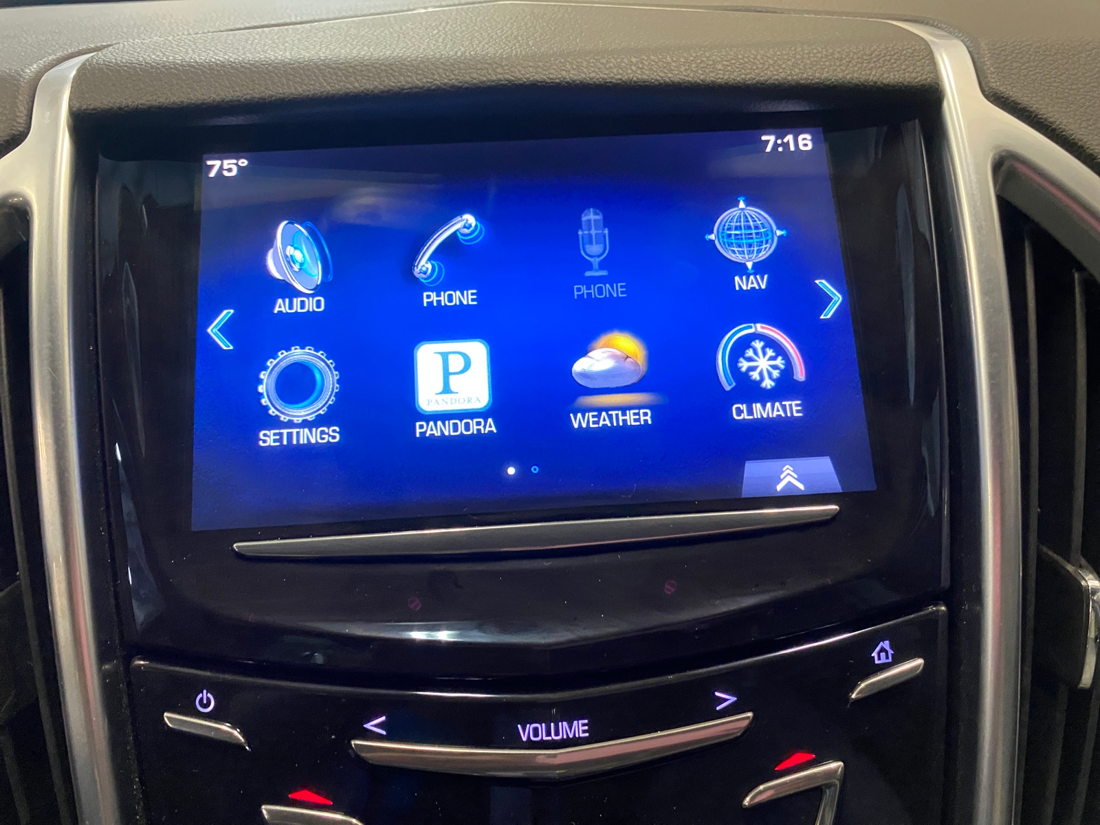 Thumbnail: 2014 Cadillac SRX - 3