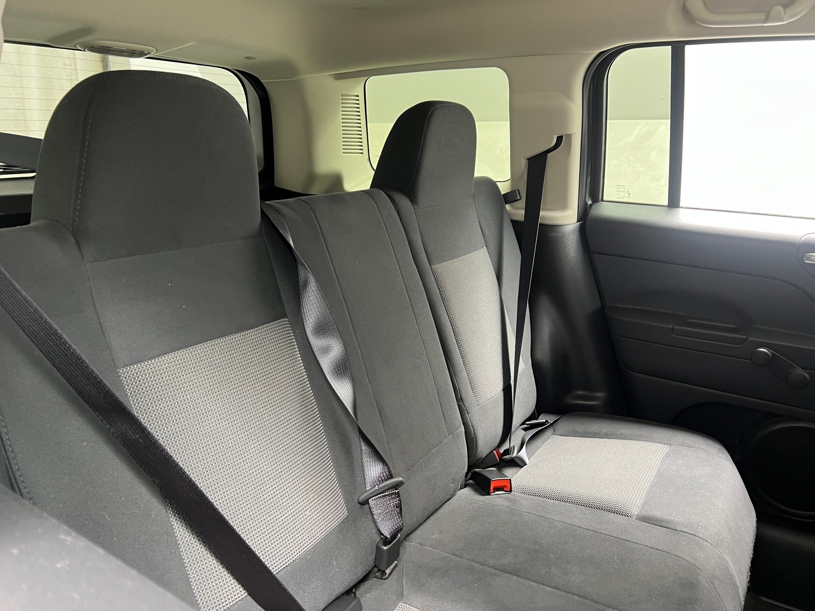 Thumbnail: 2015 Jeep Patriot - 6