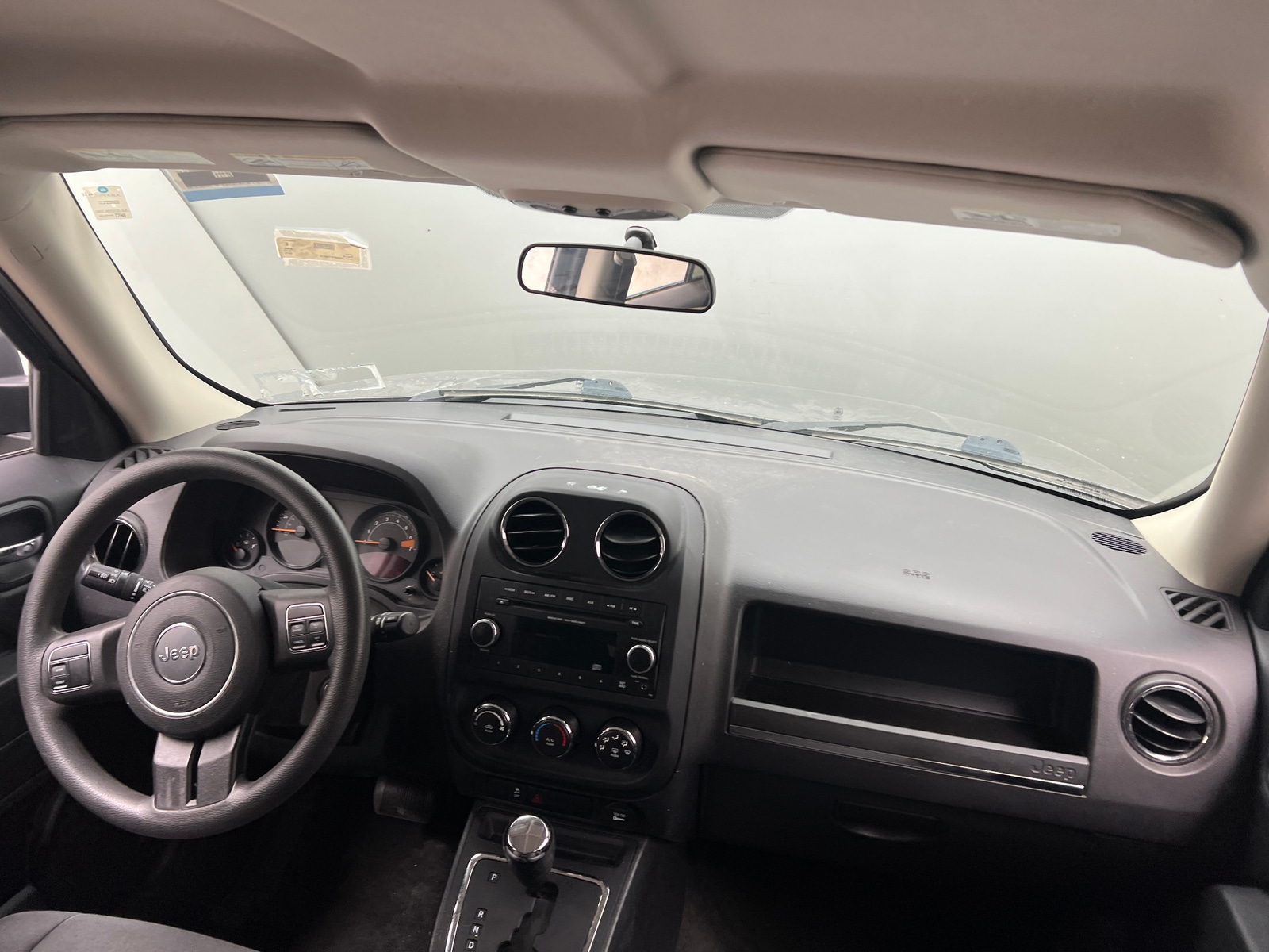 Thumbnail: 2015 Jeep Patriot - 3