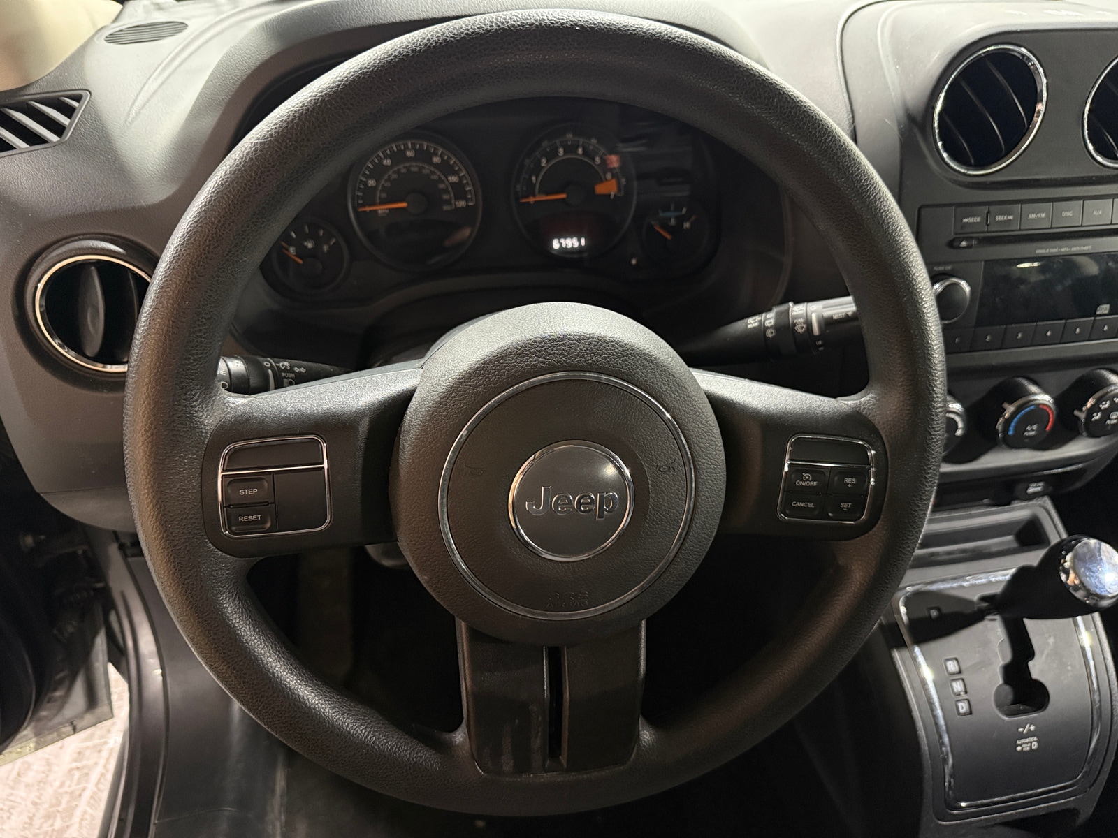 Thumbnail: 2015 Jeep Patriot - 5