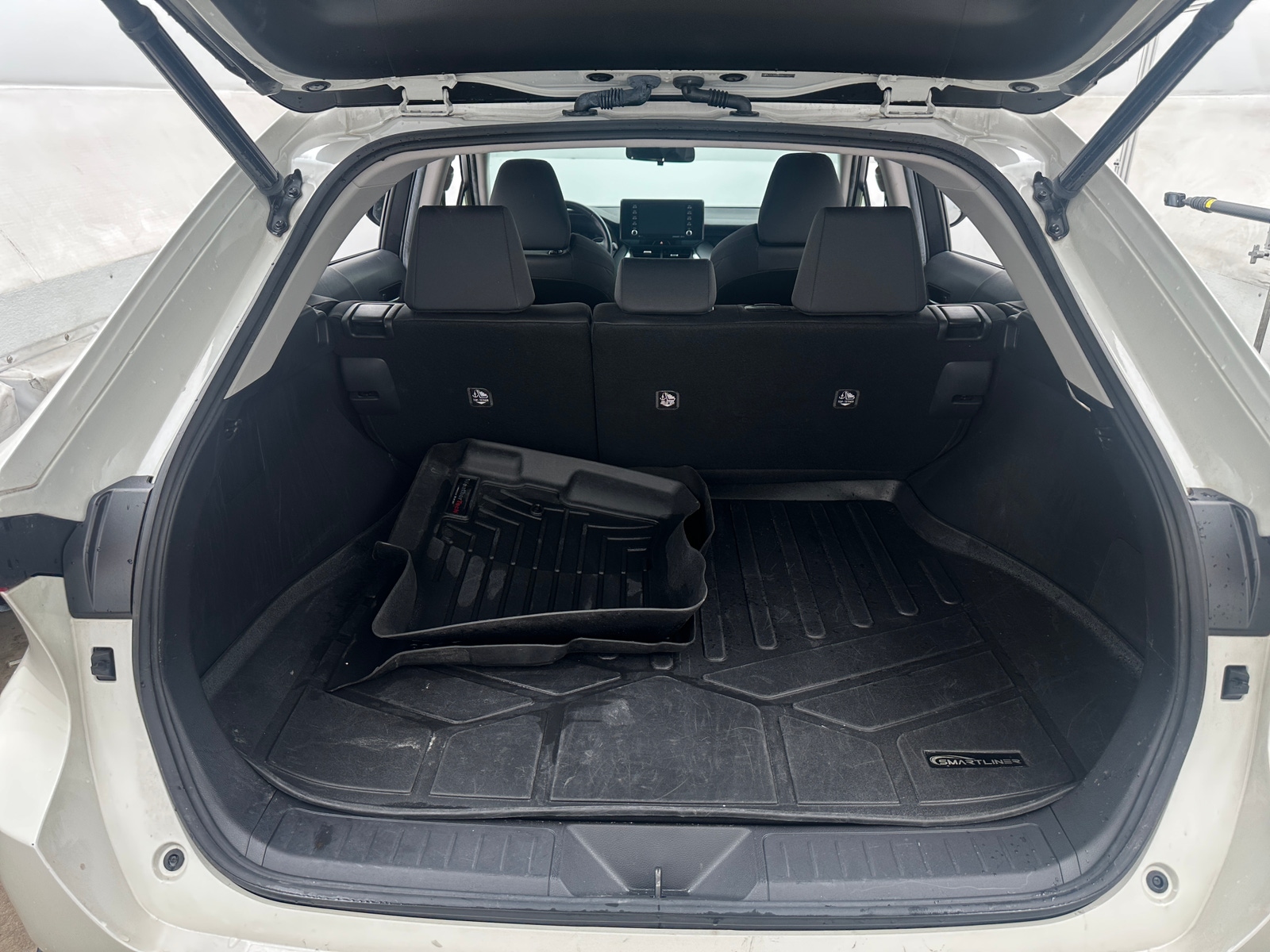Thumbnail: 2021 Toyota Venza - 7