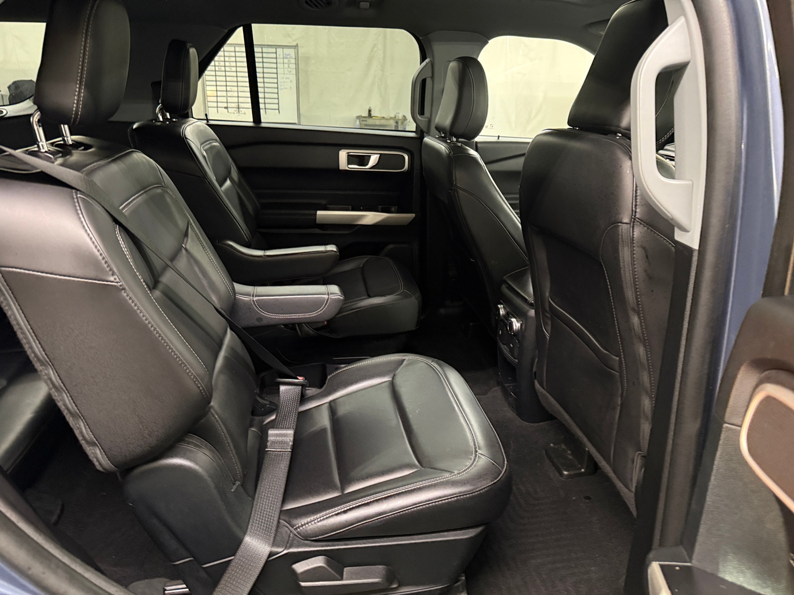 Thumbnail: 2021 Ford Explorer - 5