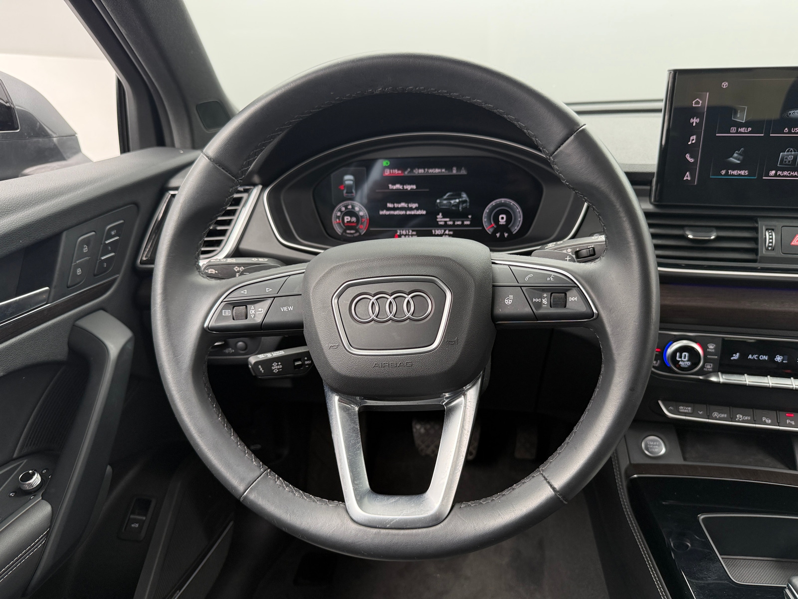 Thumbnail: 2023 Audi Q5 - 4