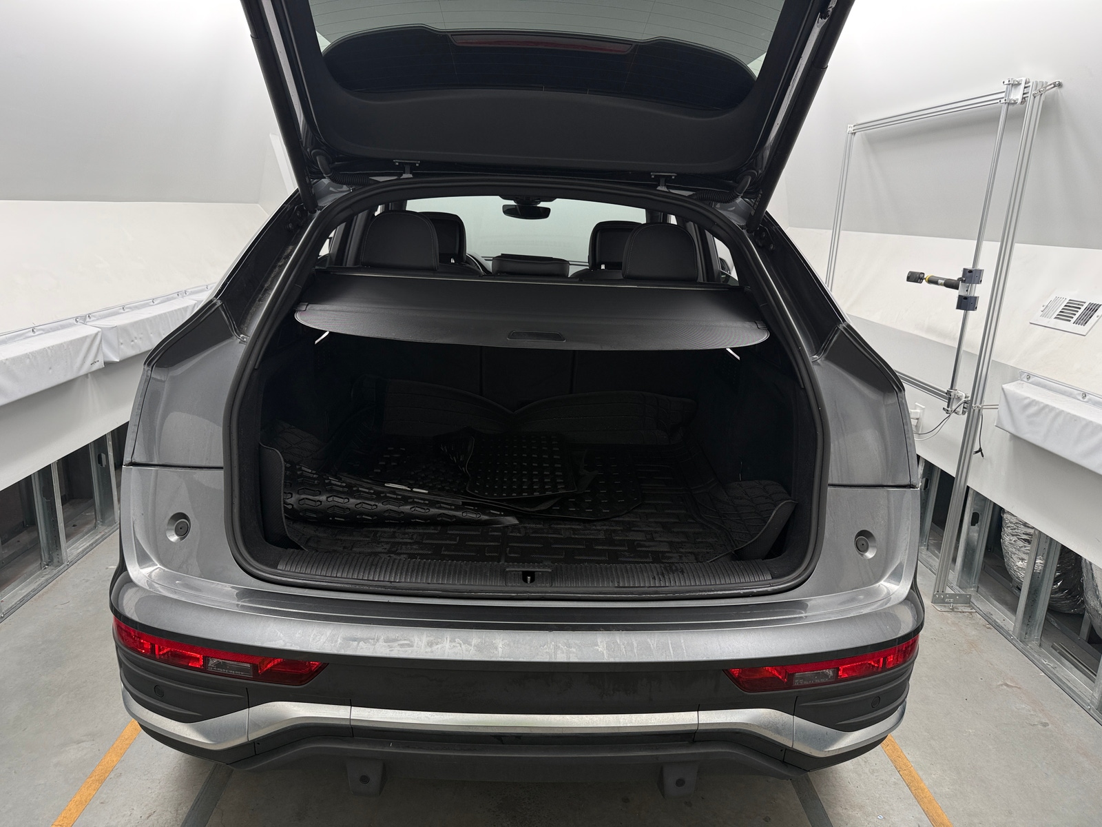 Thumbnail: 2023 Audi Q5 - 6