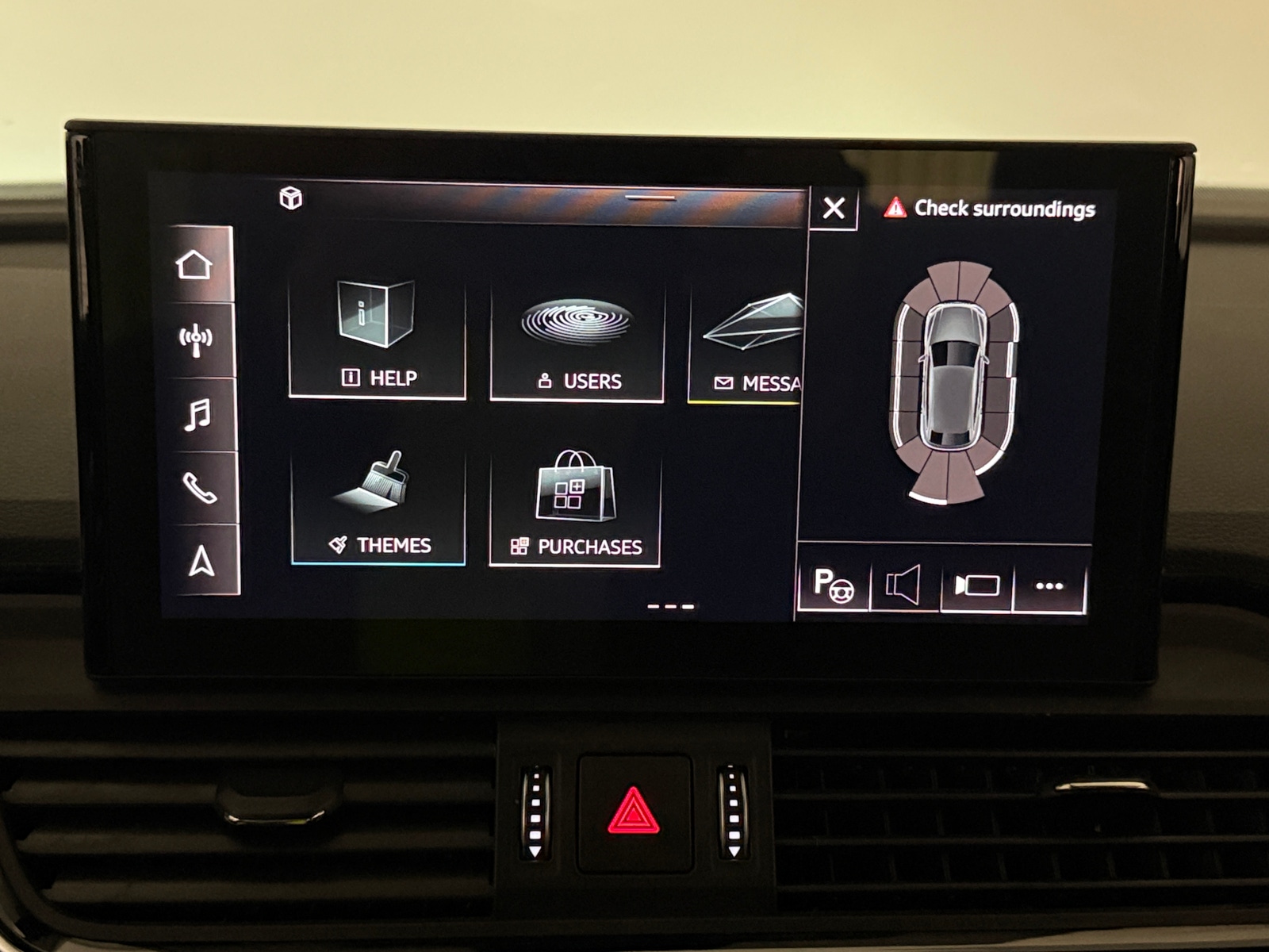 Thumbnail: 2023 Audi Q5 - 3