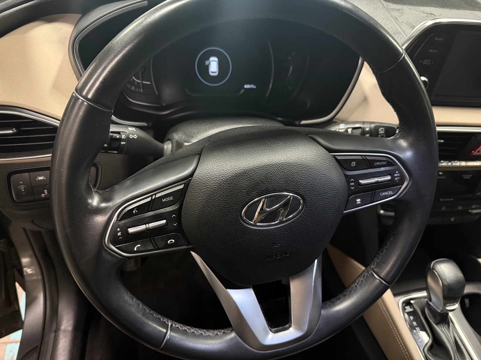 Thumbnail: 2019 Hyundai Santa Fe - 4
