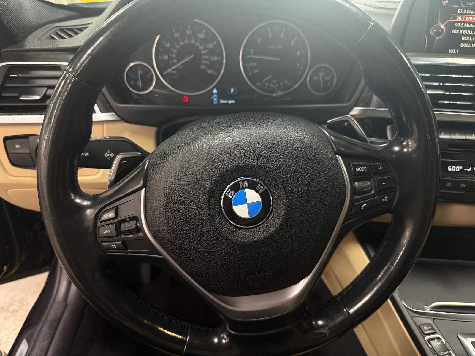 Thumbnail: 2017 BMW 3 Series - 4