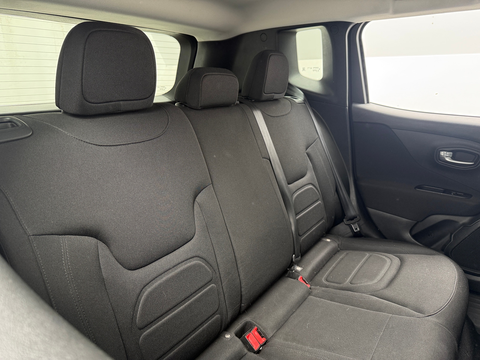 Thumbnail: 2020 Jeep Renegade - 6
