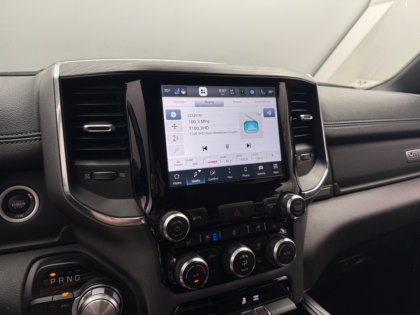 Thumbnail: 2024 RAM 1500 - 3