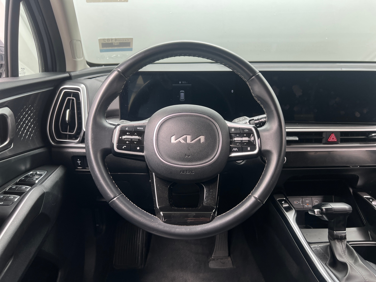 Thumbnail: 2024 Kia Sorento - 4
