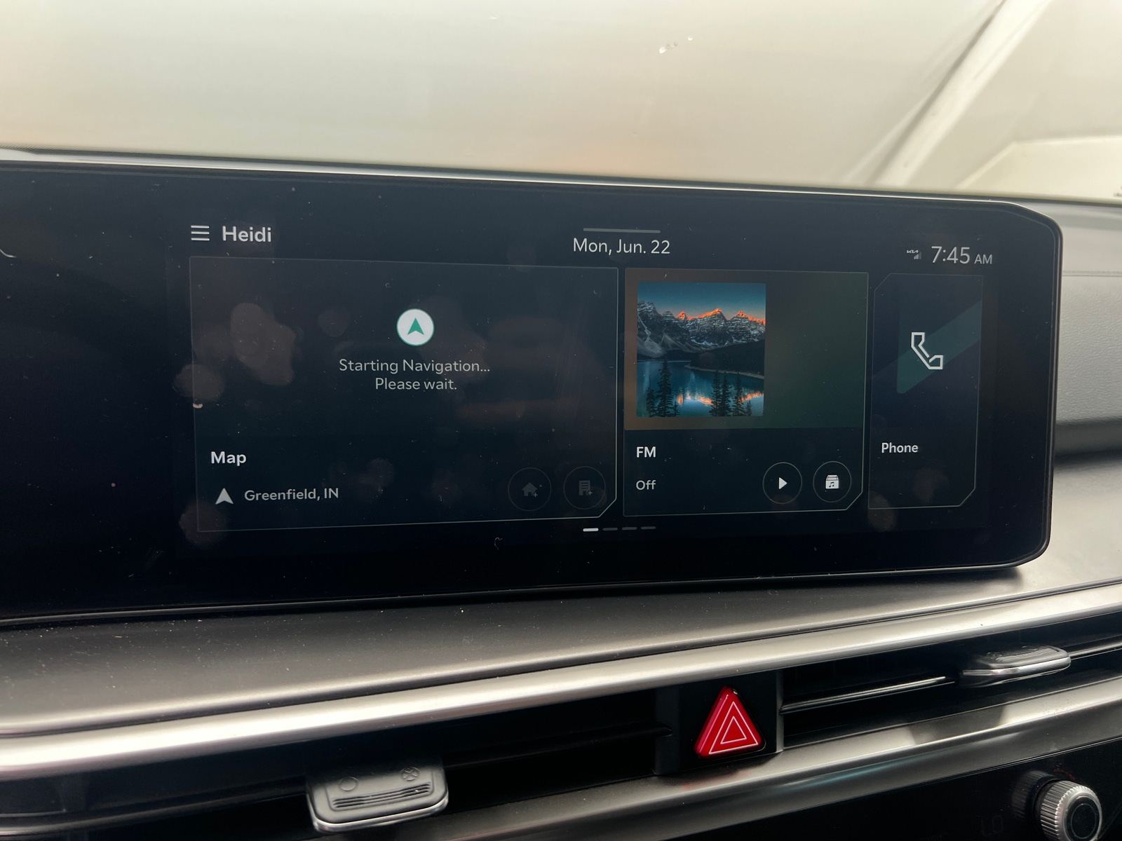 Thumbnail: 2024 Kia Sorento - 3
