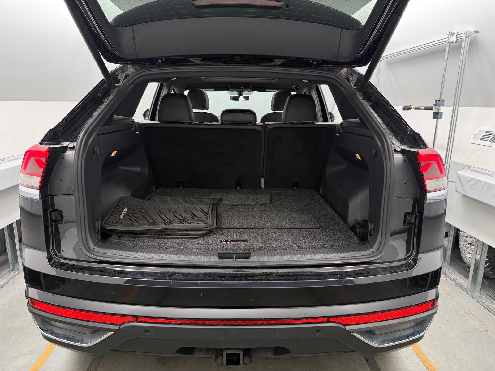 Thumbnail: 2021 Volkswagen Atlas - 6