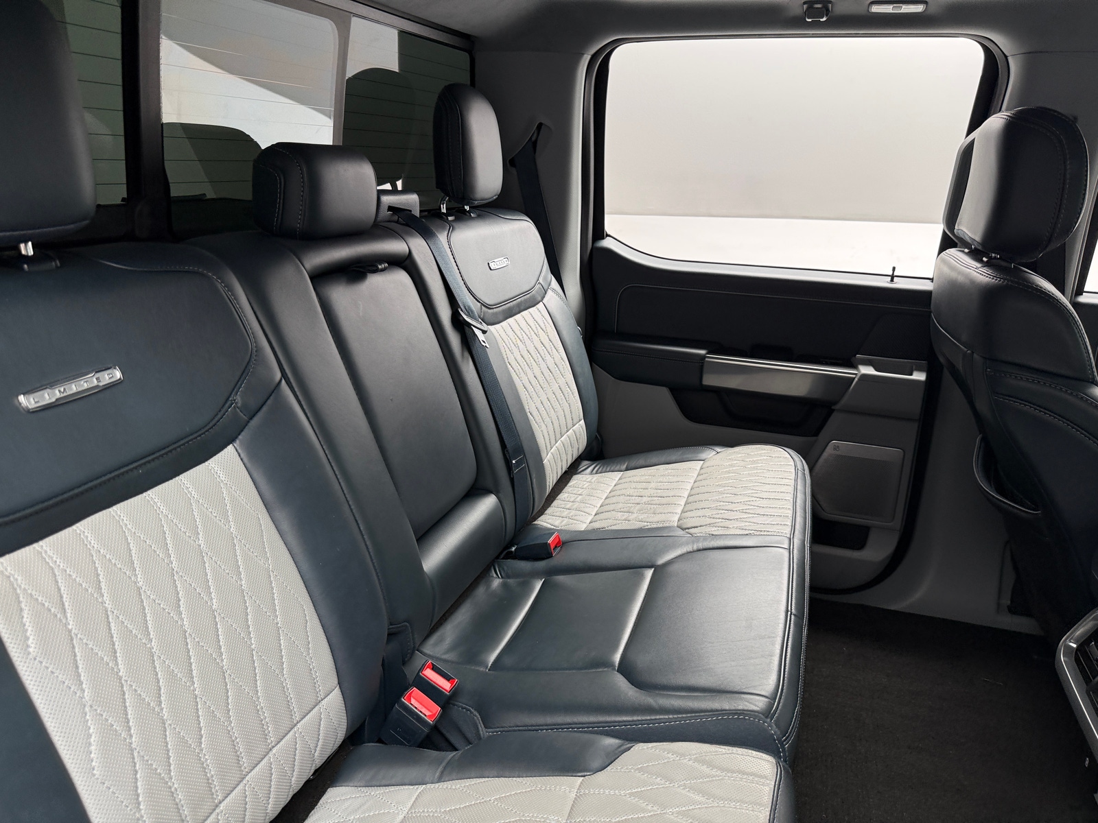 Thumbnail: 2021 Ford Econoline - 5