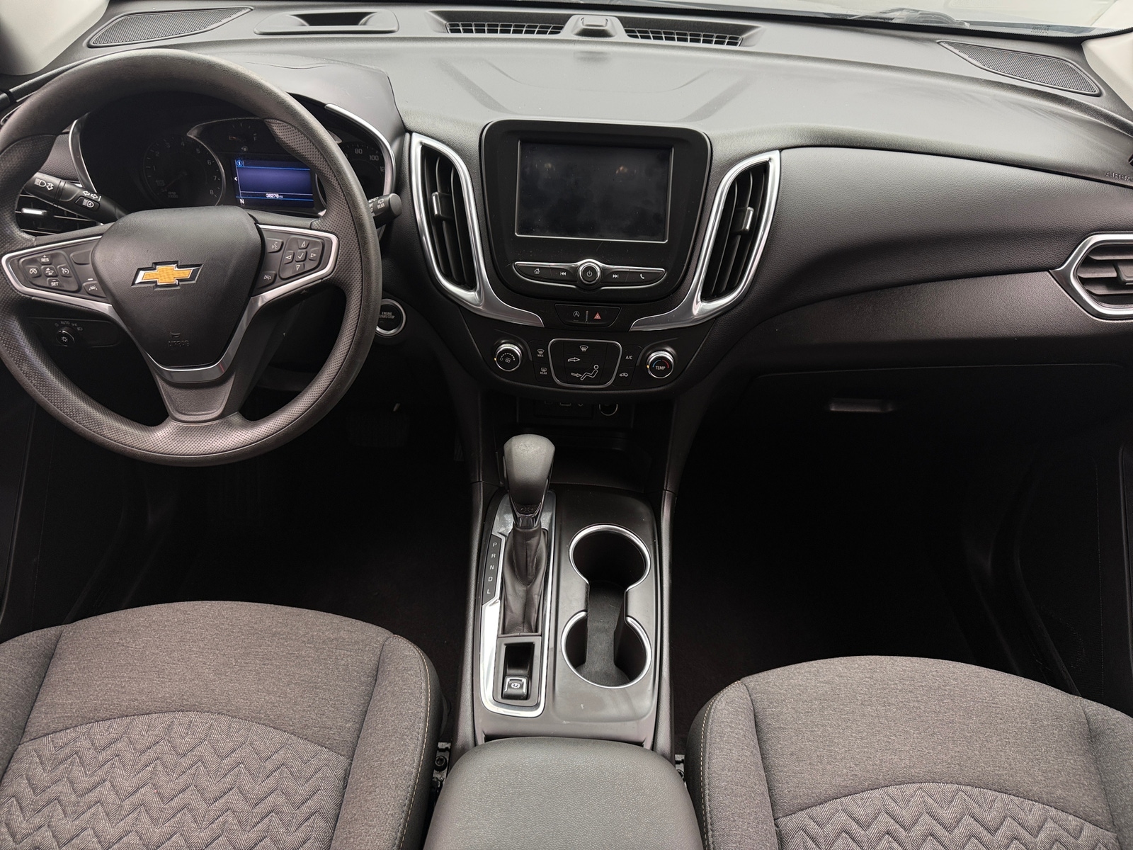 Thumbnail: 2022 Chevrolet Equinox - 3