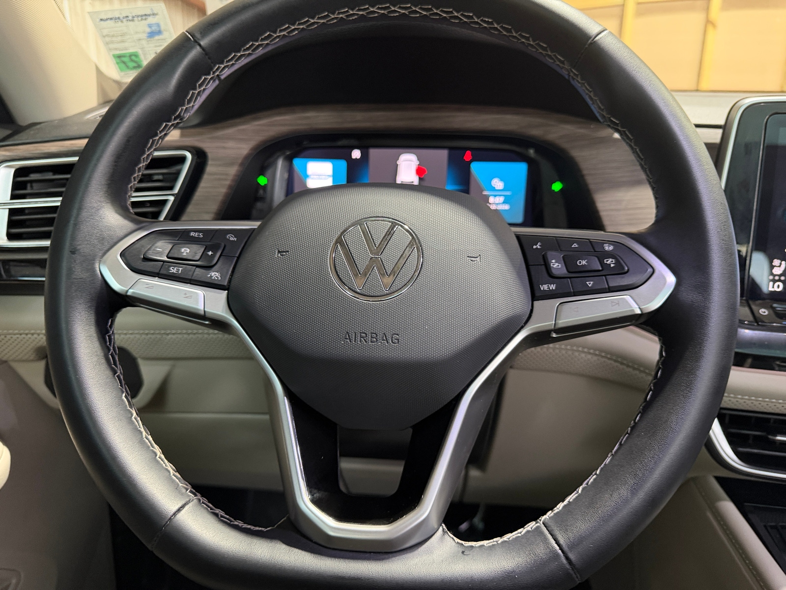 Thumbnail: 2025 Volkswagen Atlas - 4