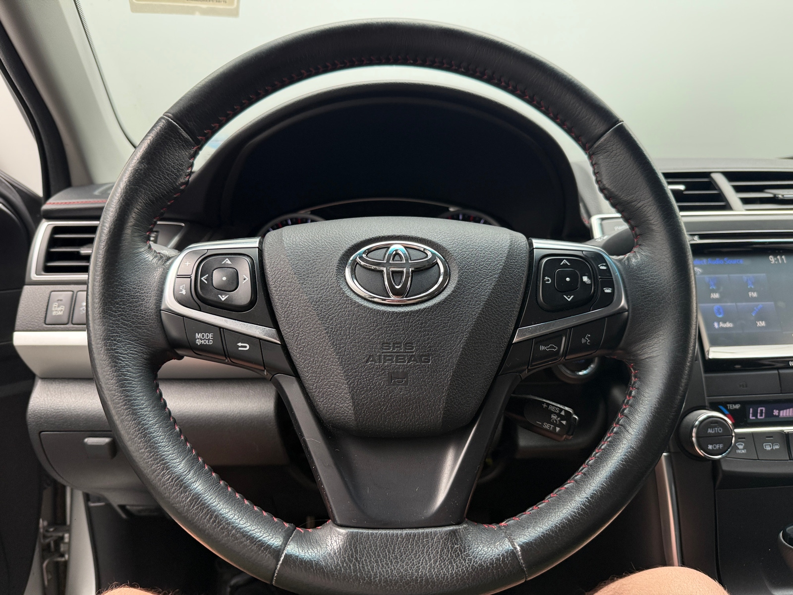Thumbnail: 2017 Toyota Camry - 4