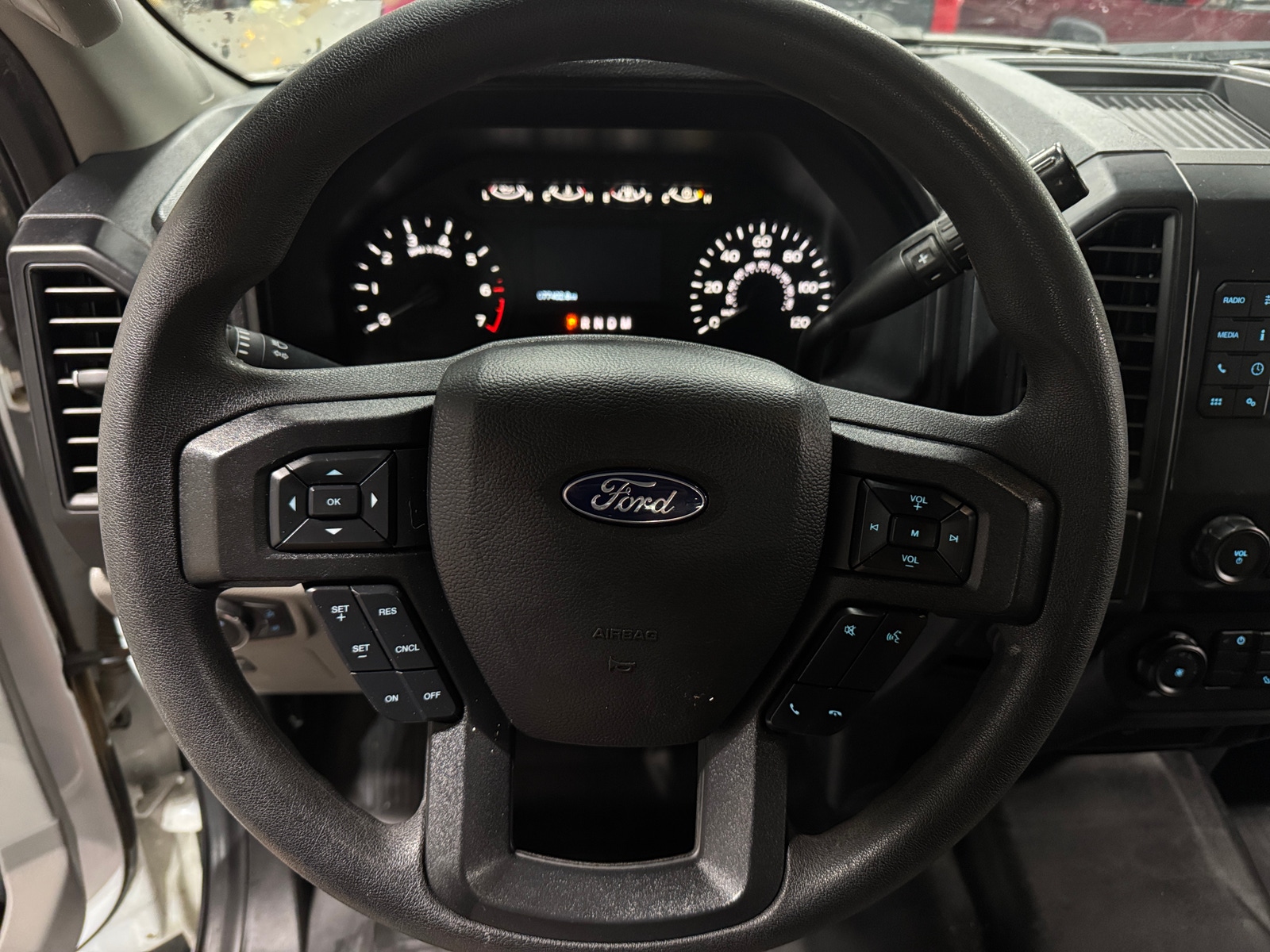 Thumbnail: 2020 Ford Econoline - 5