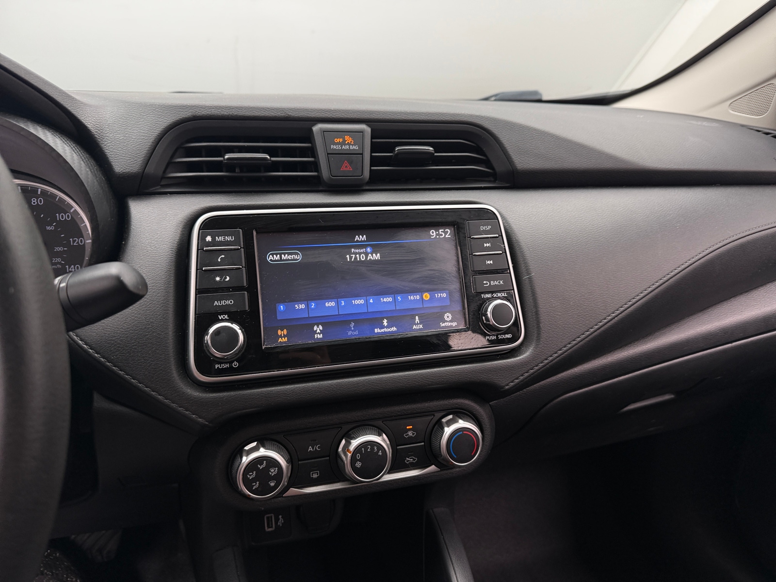 Thumbnail: 2021 Nissan Versa - 4