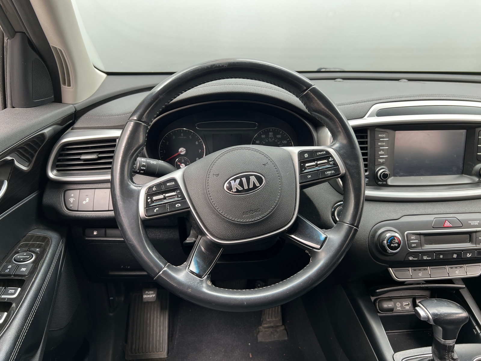 Thumbnail: 2020 Kia Sorento - 5
