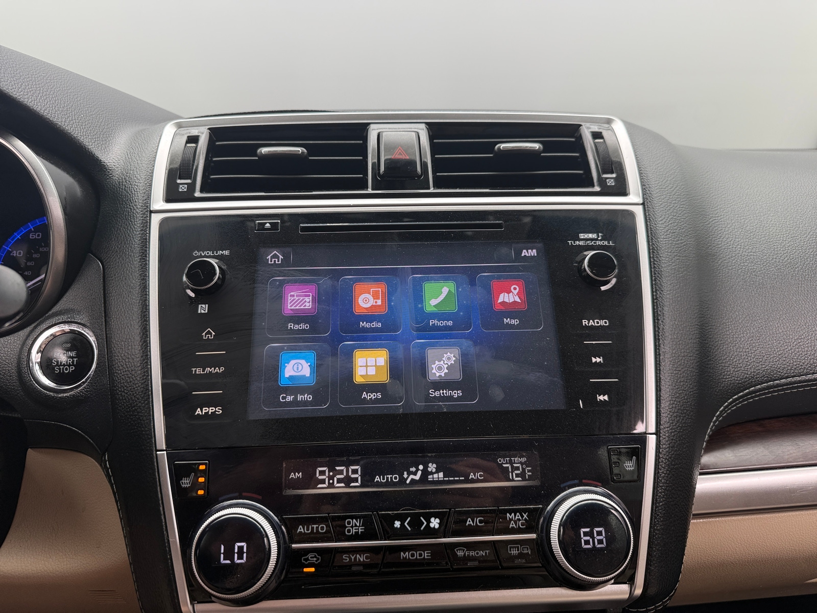 Thumbnail: 2018 Subaru Outback - 3