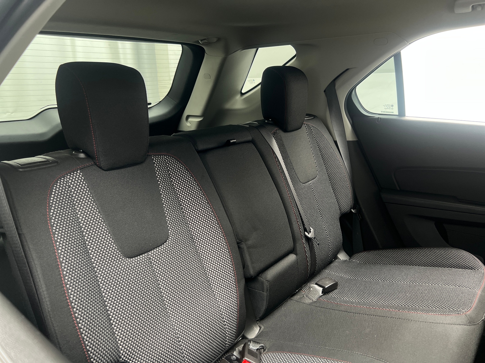 Thumbnail: 2017 Chevrolet Equinox - 6