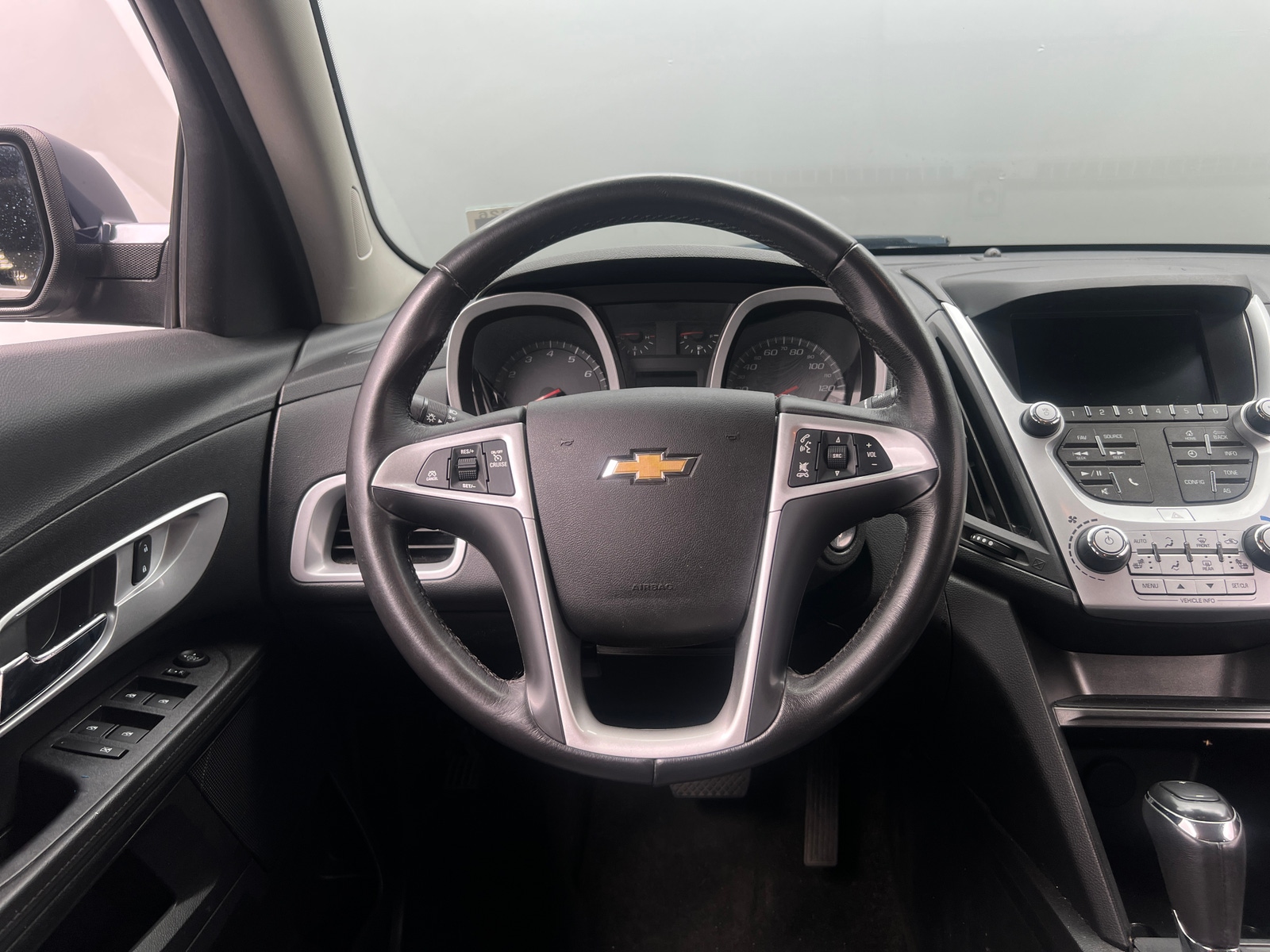 Thumbnail: 2017 Chevrolet Equinox - 5