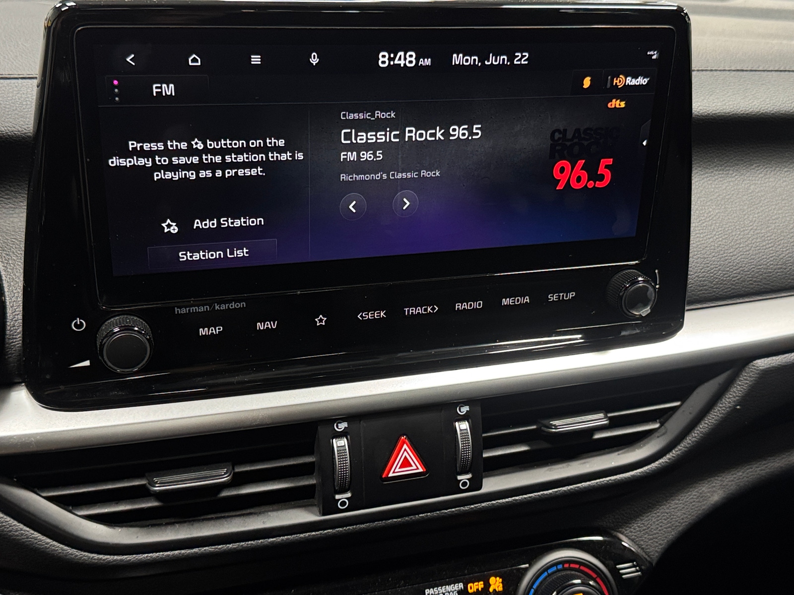 Thumbnail: 2024 Kia Forte - 3