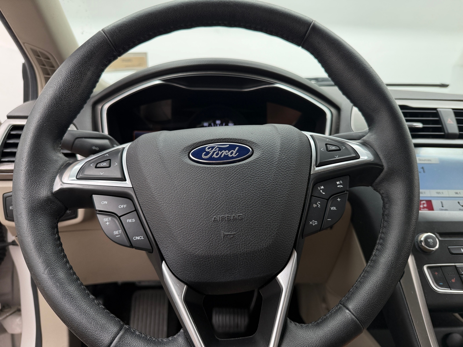 Thumbnail: 2017 Ford Fusion - 5