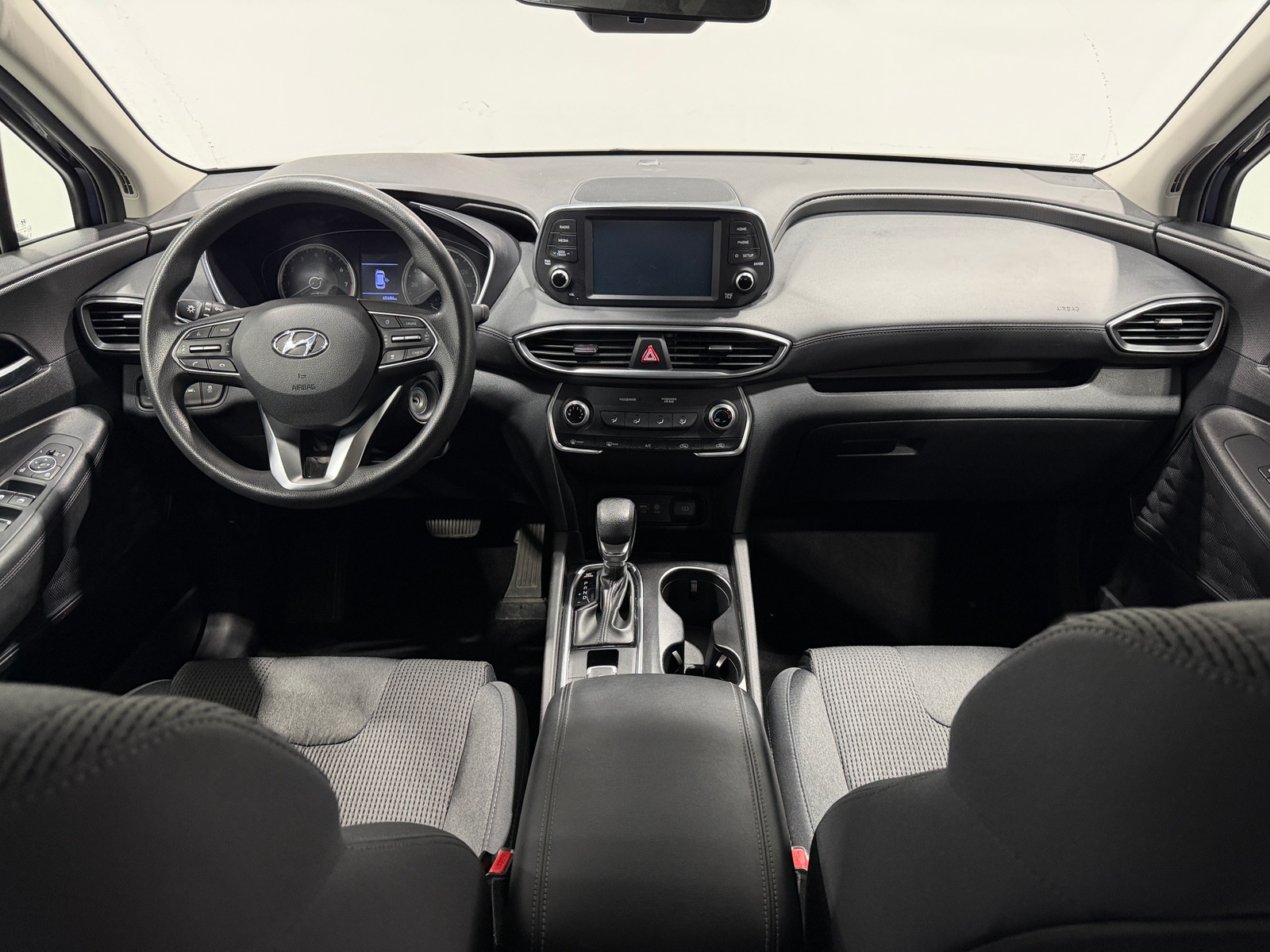 Thumbnail: 2019 Hyundai Santa Fe - 3