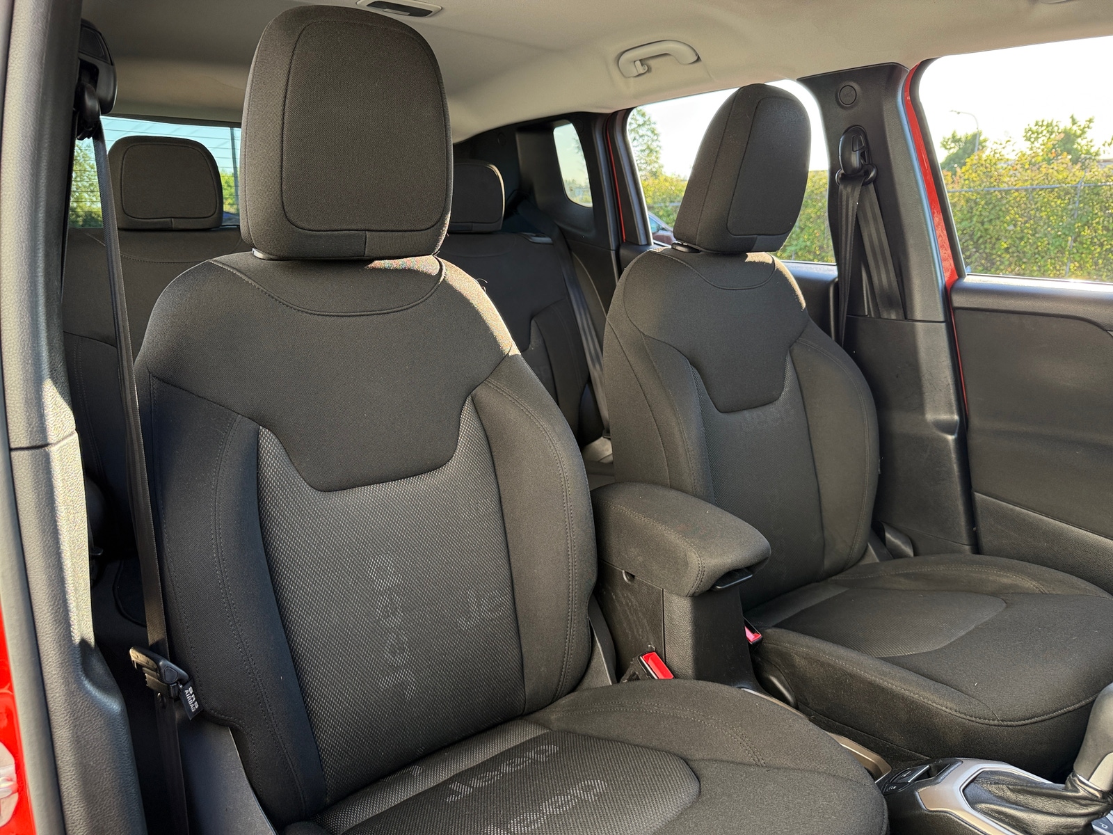 Thumbnail: 2017 Jeep Renegade - 2