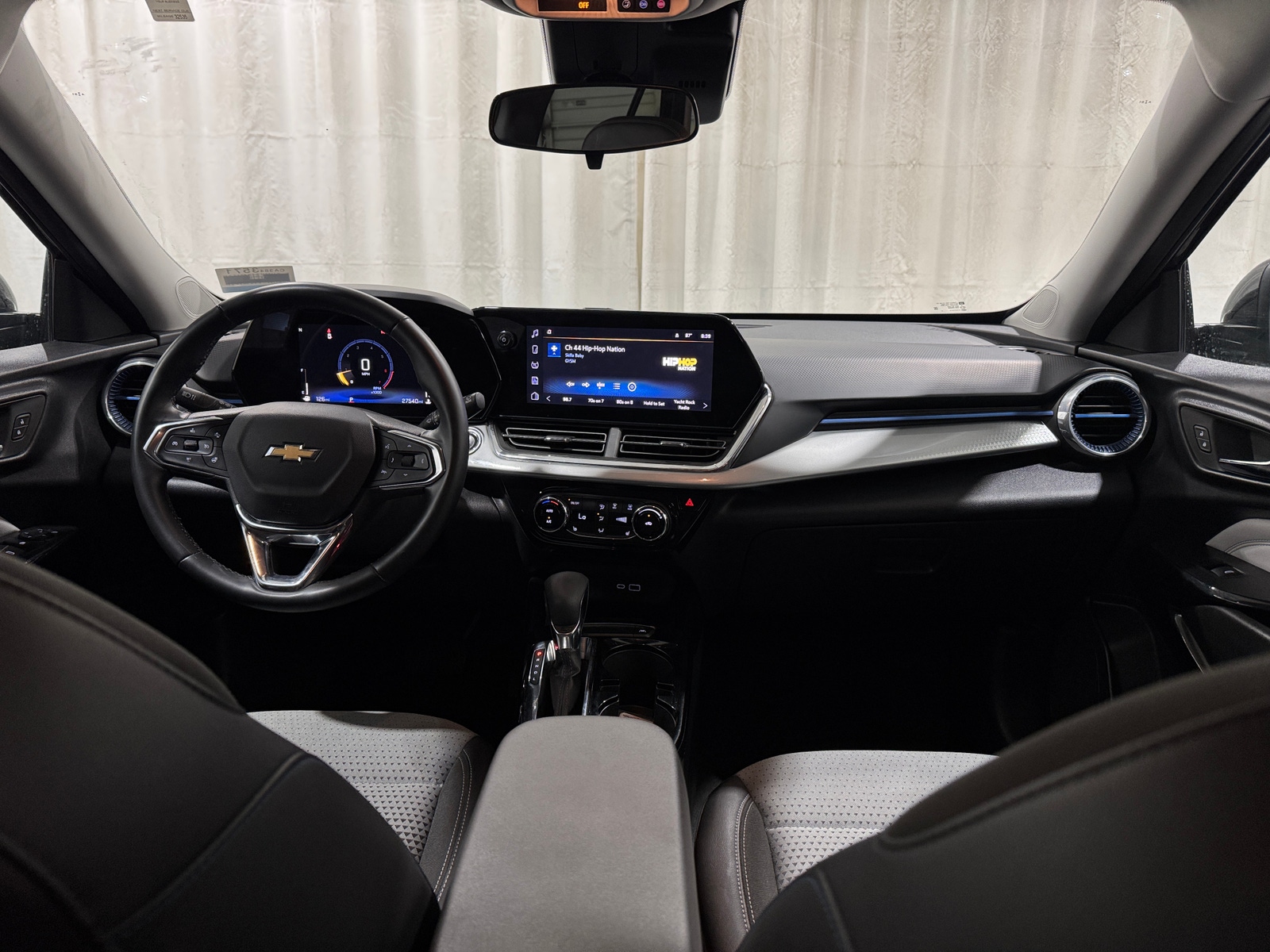 Thumbnail: 2025 Chevrolet Trax - 3