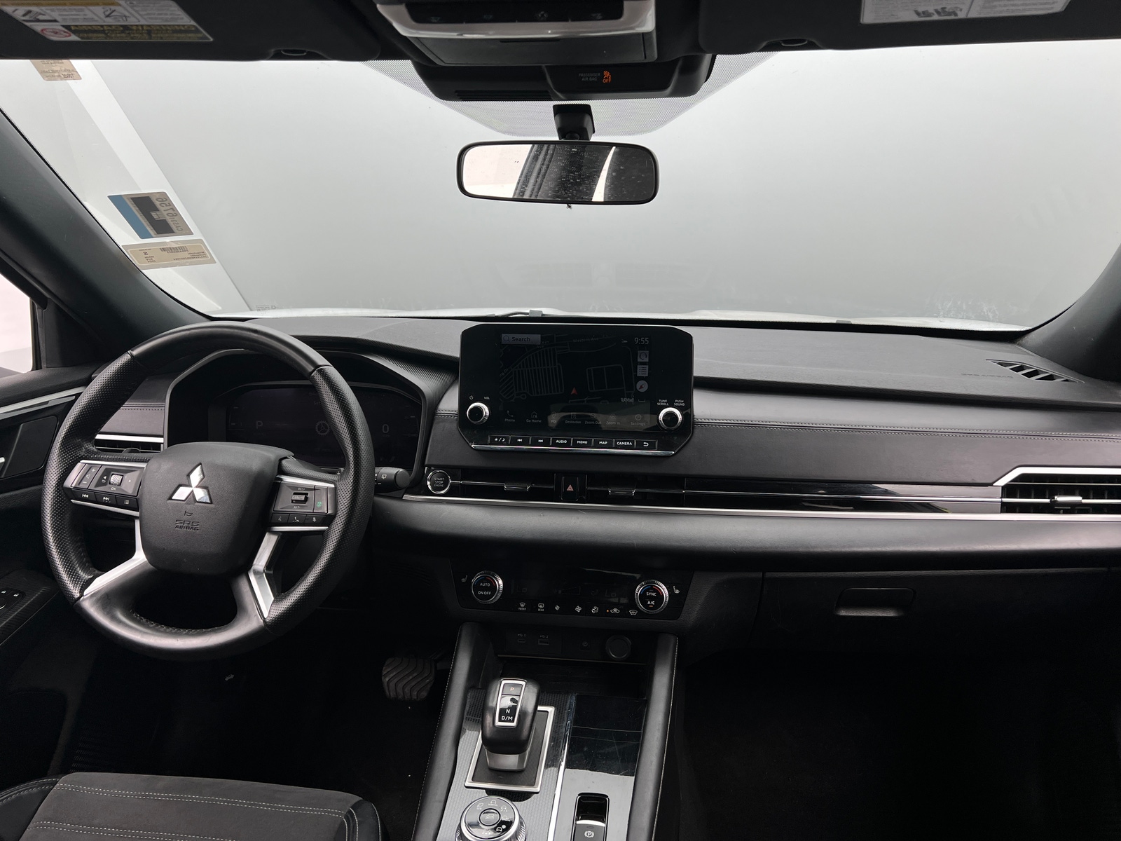 Thumbnail: 2024 Mitsubishi Outlander - 3