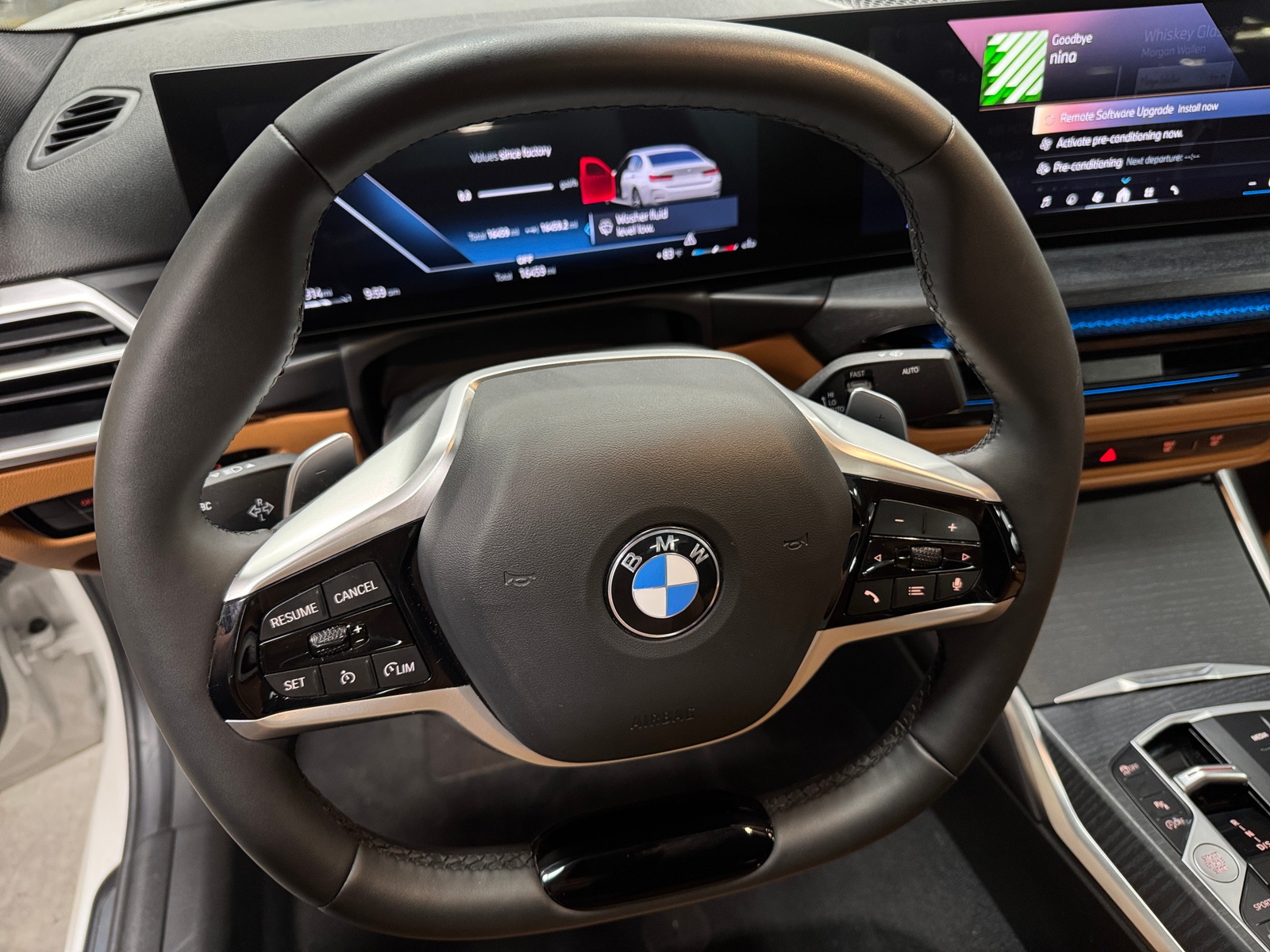 Thumbnail: 2026 BMW 3 Series - 4