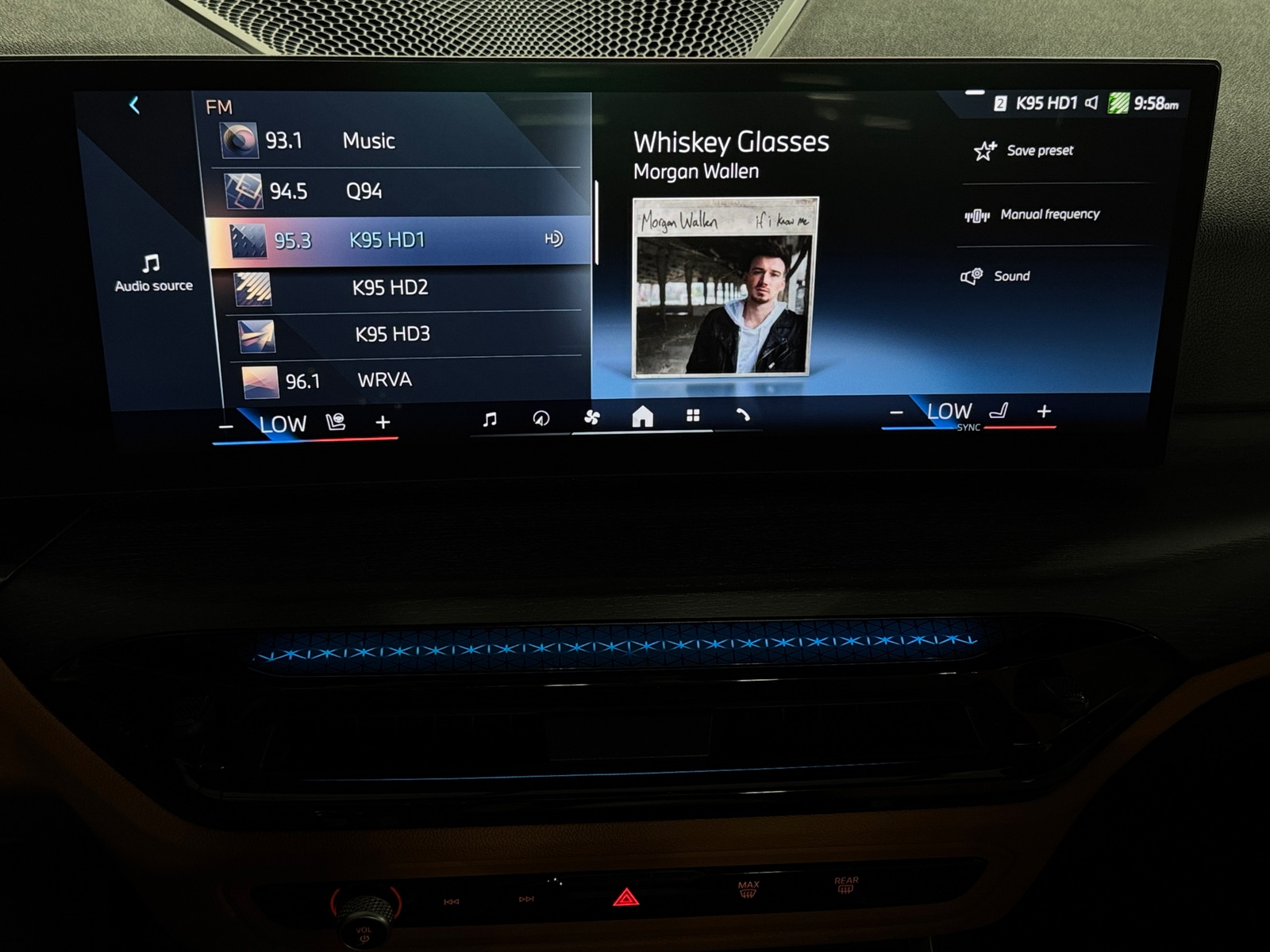 Thumbnail: 2026 BMW 3 Series - 3