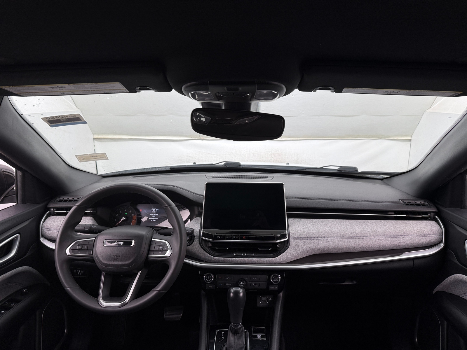 Thumbnail: 2023 Jeep Compass - 3
