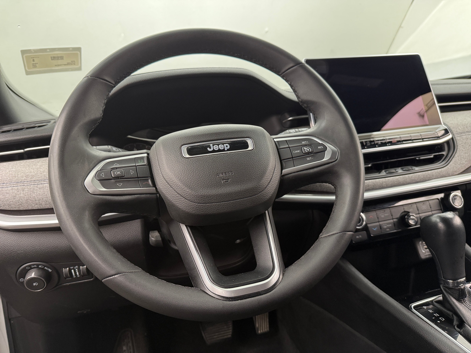 Thumbnail: 2023 Jeep Compass - 5