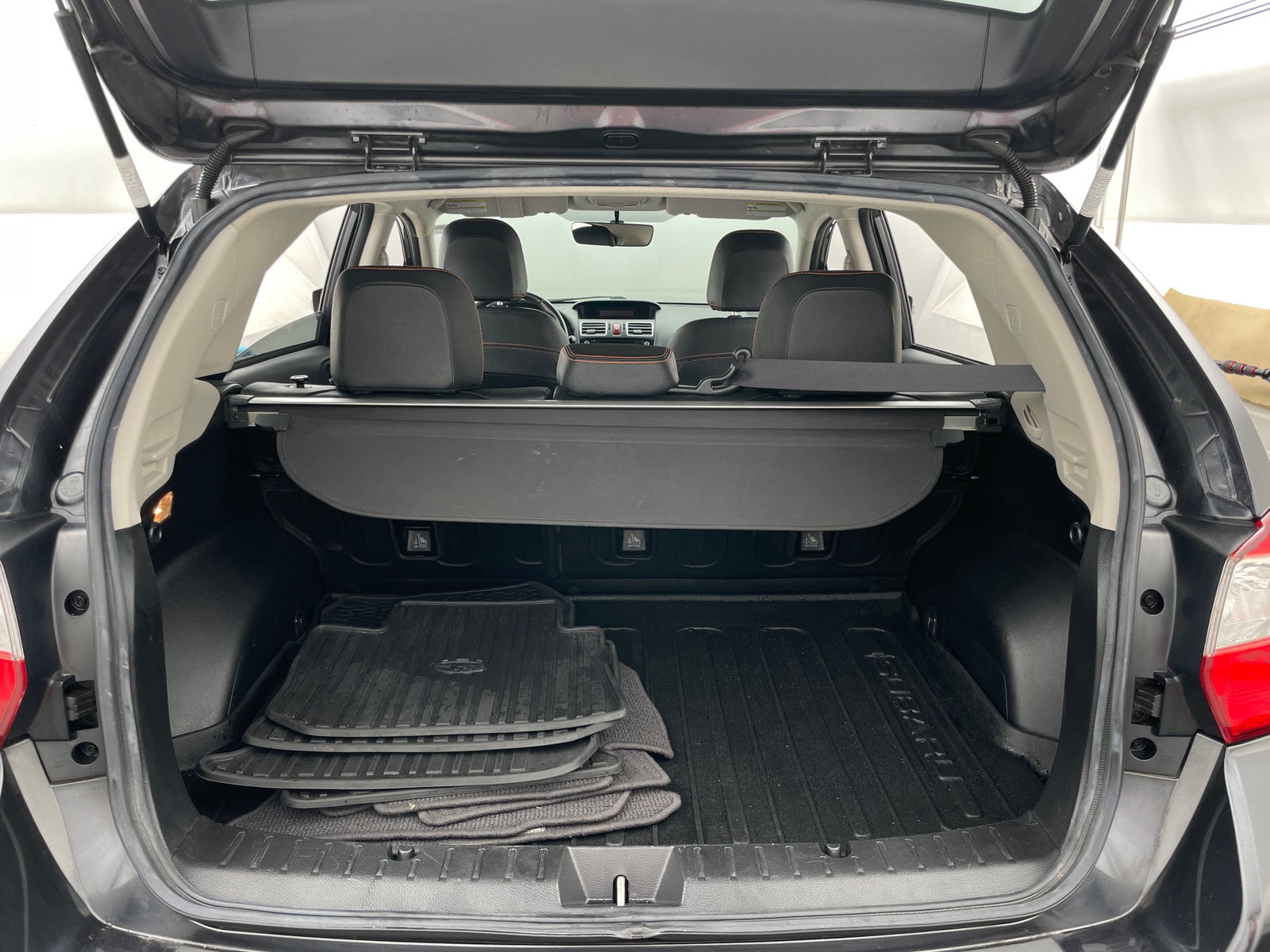 Thumbnail: 2017 Subaru Crosstrek - 6