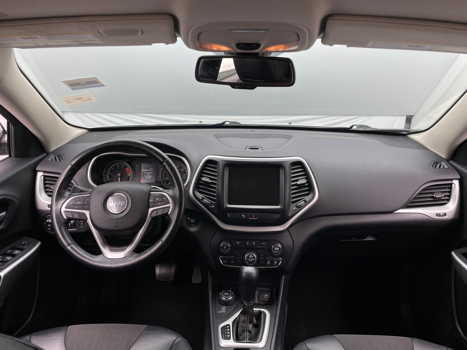 Thumbnail: 2018 Jeep Cherokee - 3