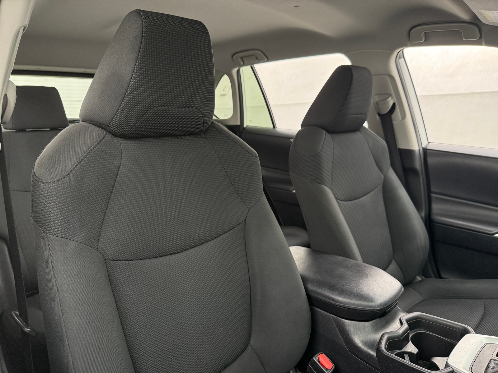 Thumbnail: 2019 Toyota RAV4 - 2