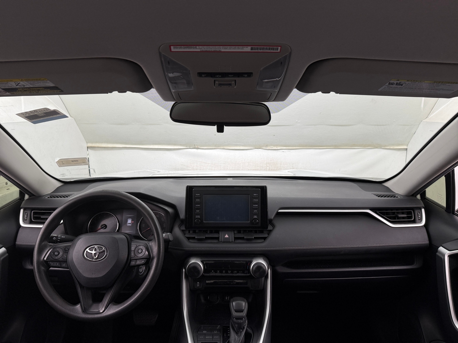 Thumbnail: 2019 Toyota RAV4 - 3