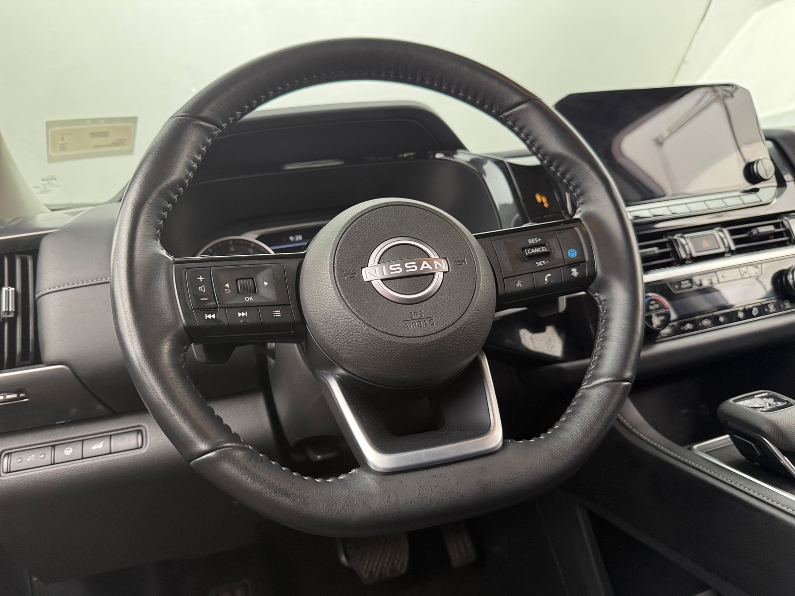 Thumbnail: 2025 Nissan Pathfinder - 4