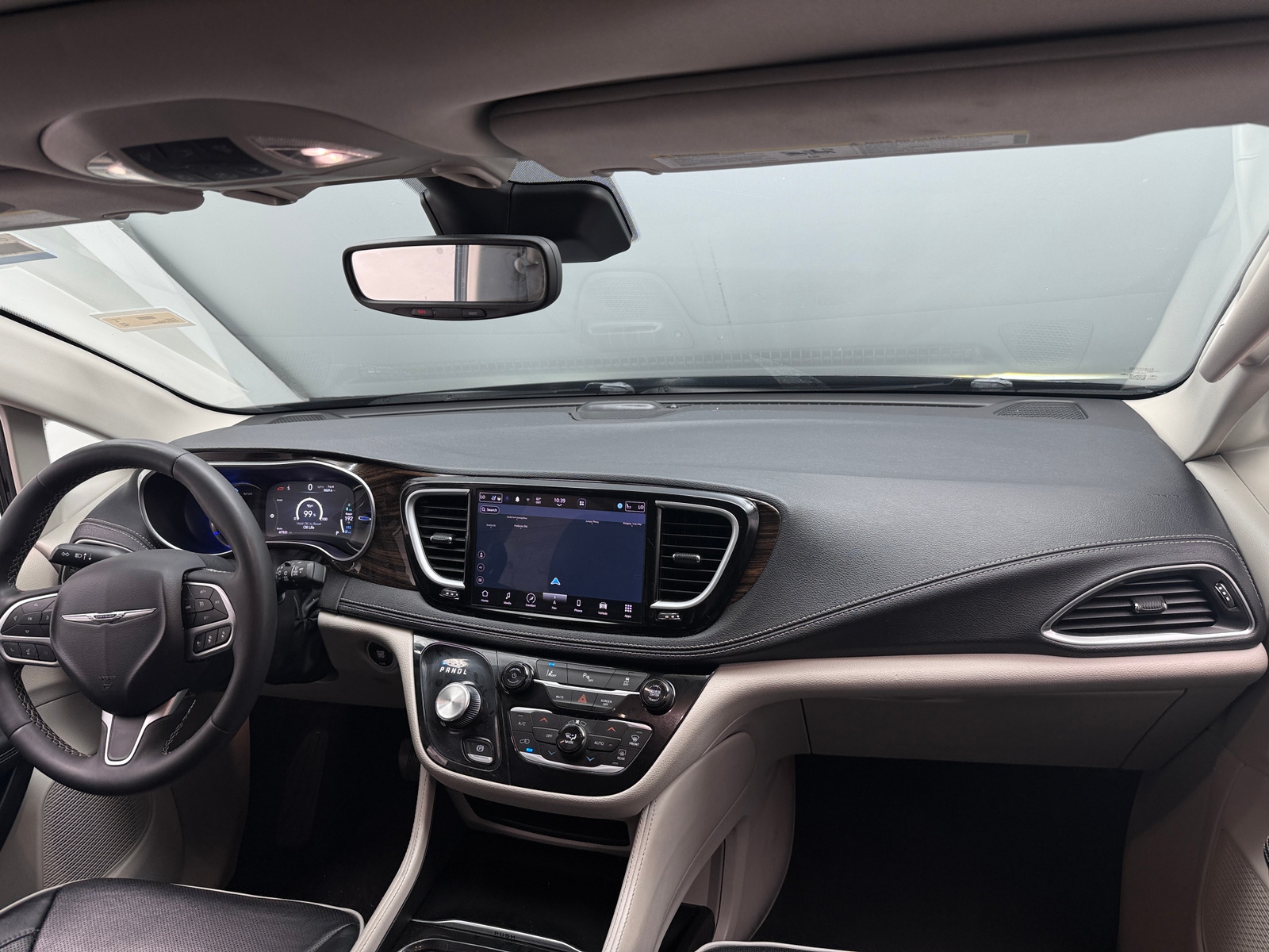 Thumbnail: 2023 Chrysler Pacifica - 2