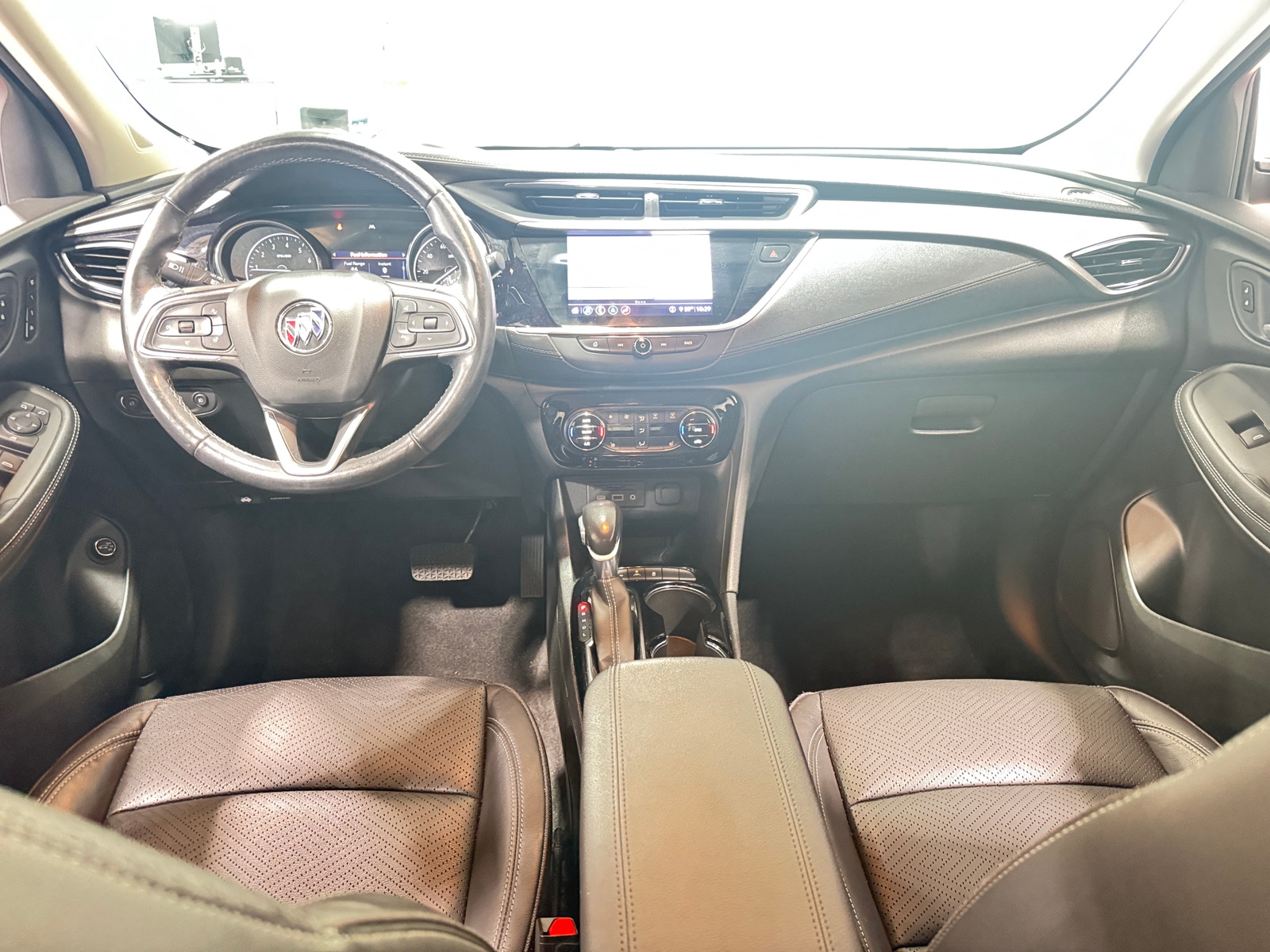 Thumbnail: 2020 Buick Encore GX - 2