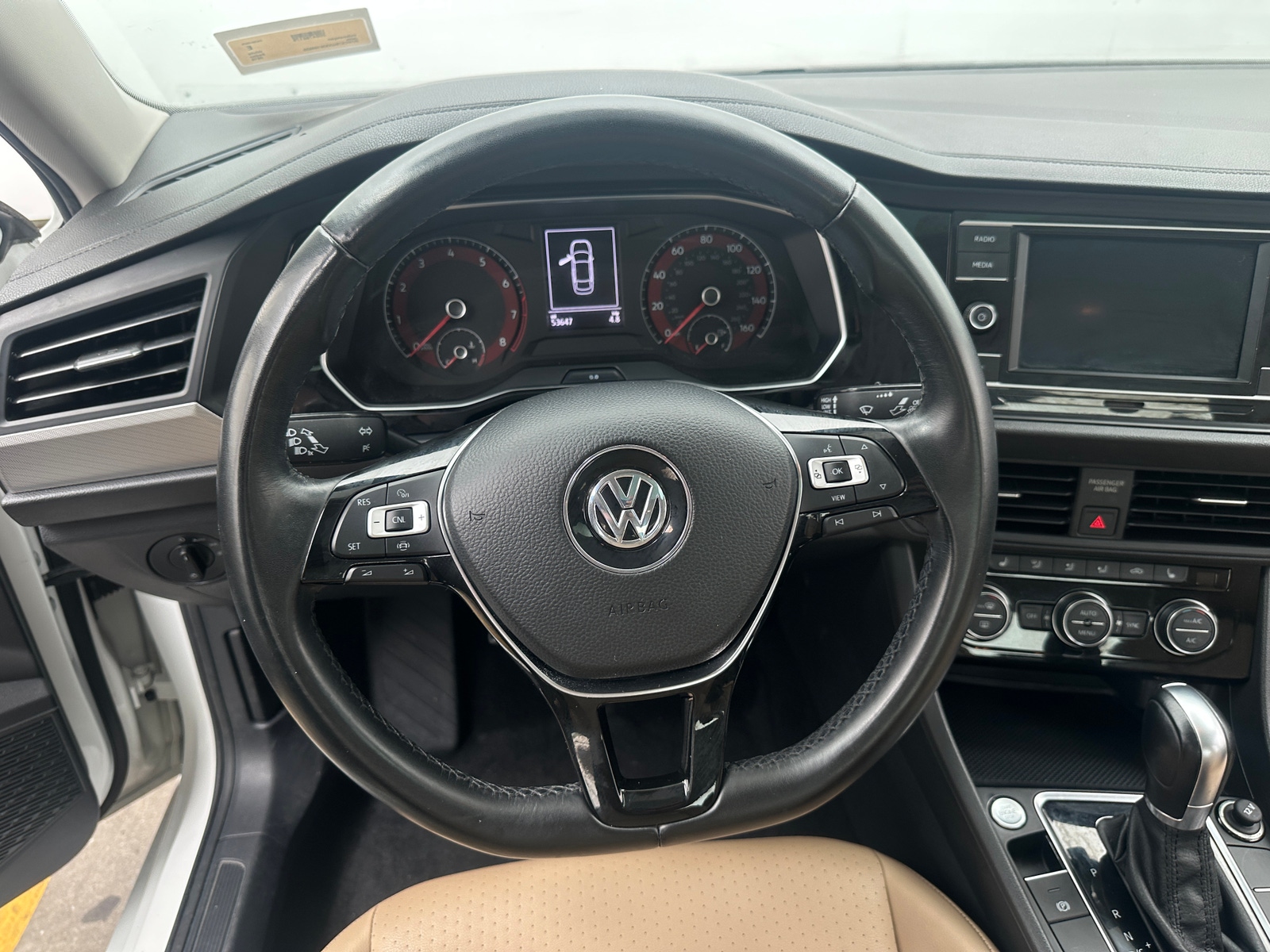 Thumbnail: 2019 Volkswagen Jetta - 5