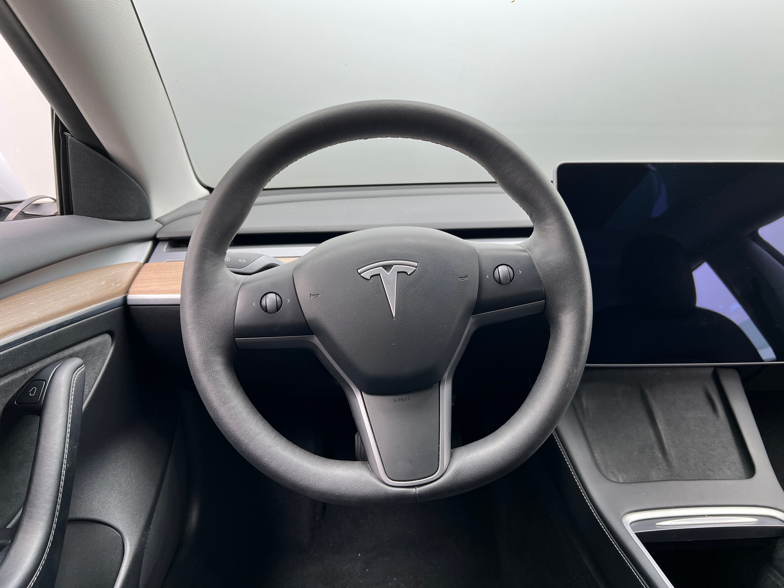Thumbnail: 2021 Tesla Model 3 - 4