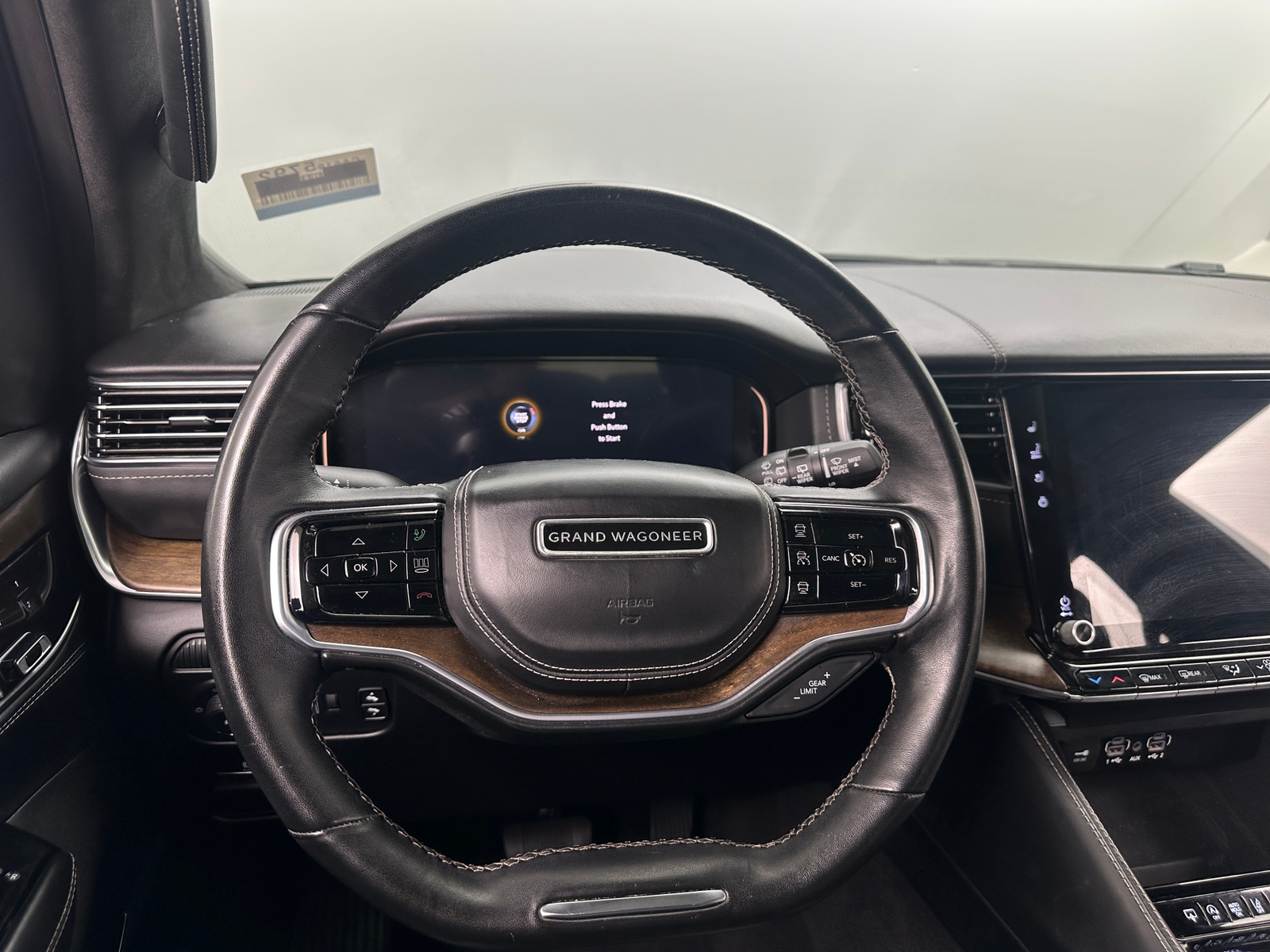 Thumbnail: 2023 Jeep Grand Wagoneer - 4