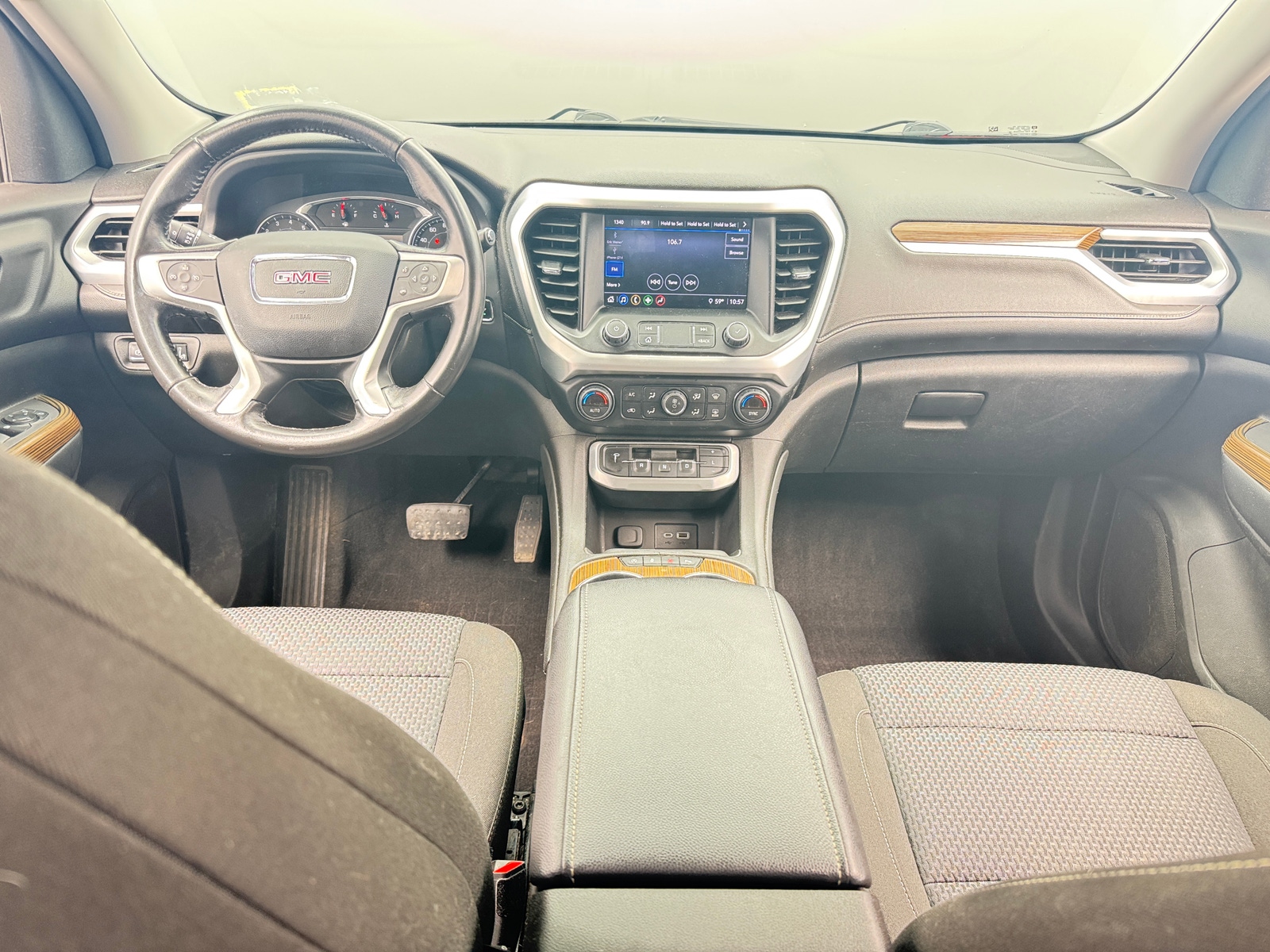 Thumbnail: 2020 GMC Acadia - 3