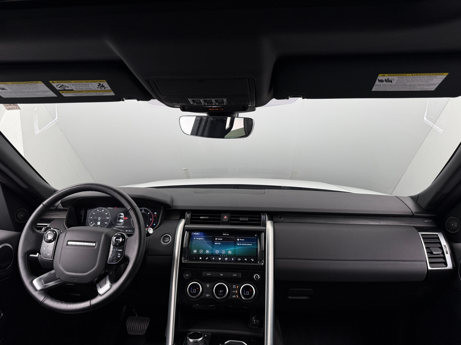 Thumbnail: 2019 Land Rover Discovery - 2