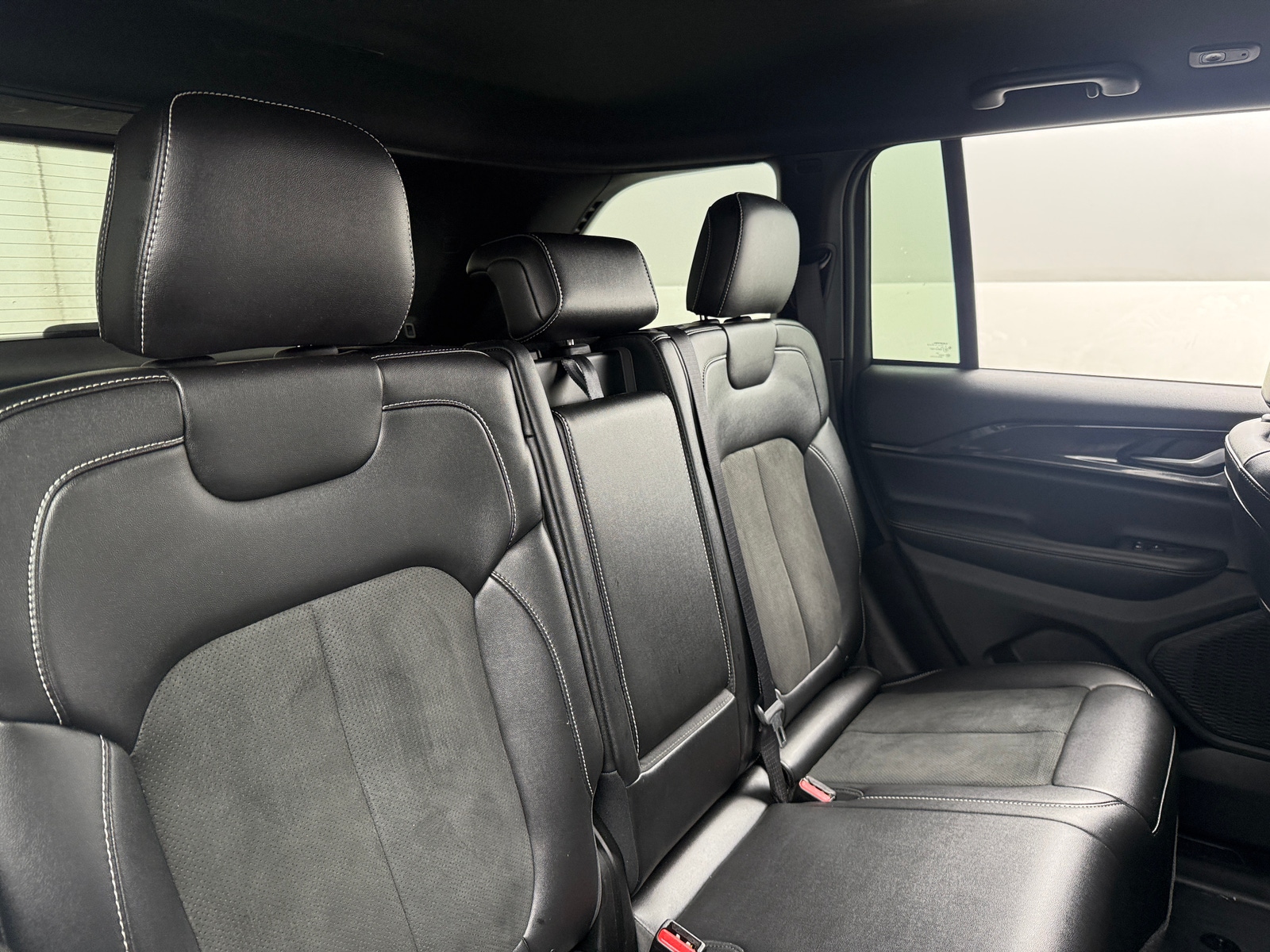 Thumbnail: 2023 Jeep Grand Cherokee - 5